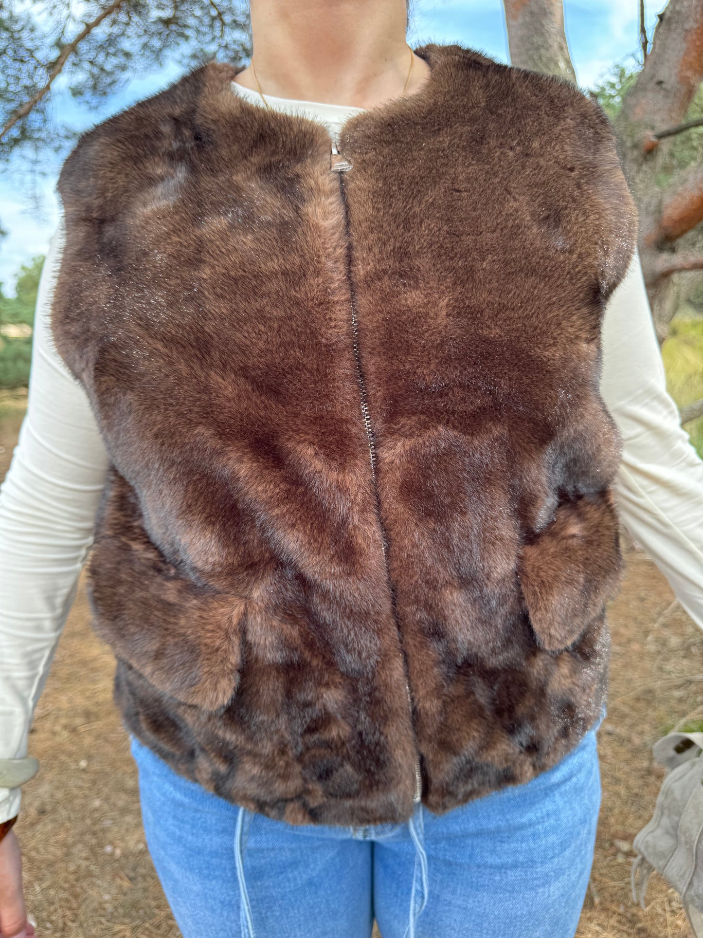 Paris Faux Fur bodywarmer Bruin