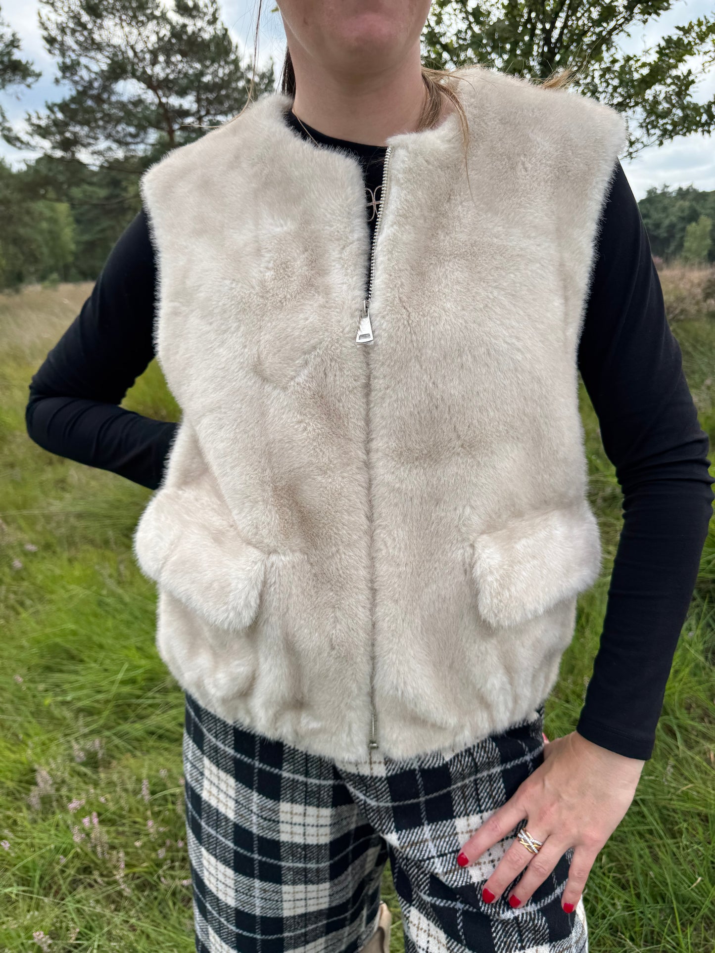 Paris Faux Fur bodywarmer Cream