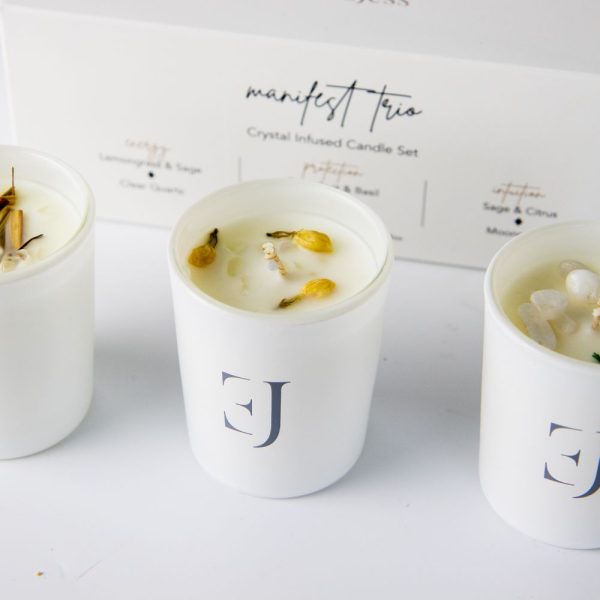 Manifest candles – set of 3 – white