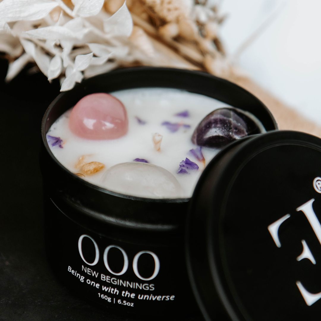 Black manifest candle 000