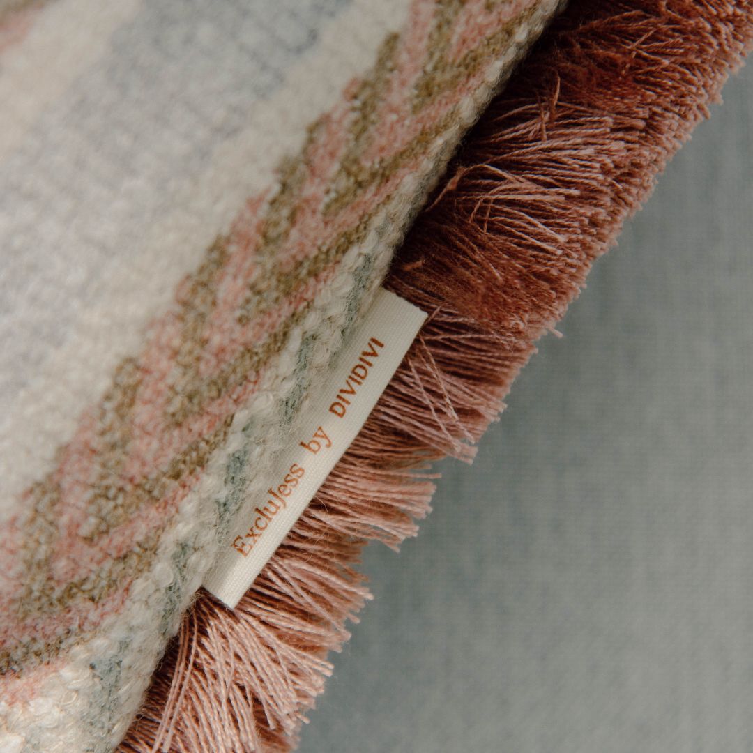 Luxury decorative cushions 50 x 30 with fringes