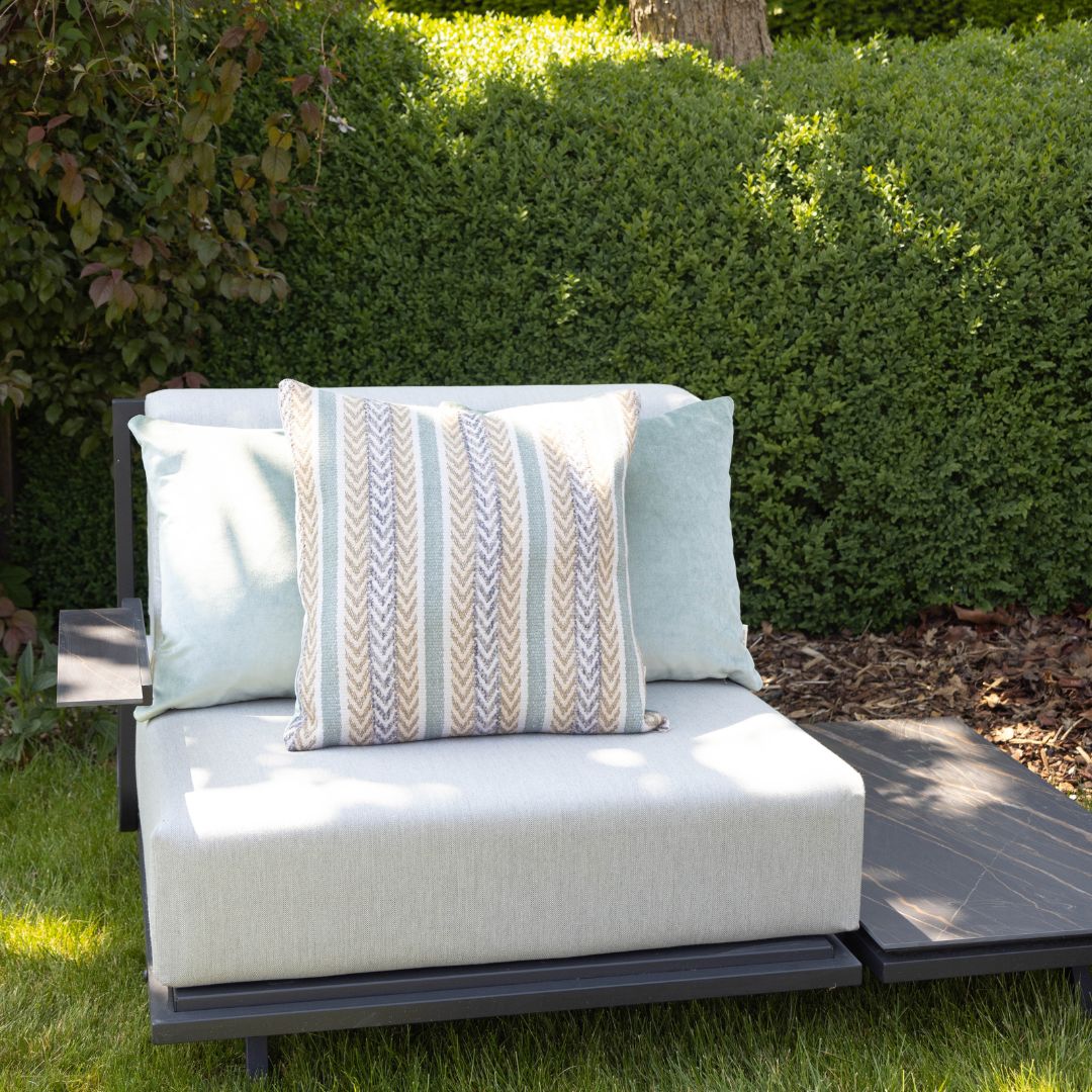 Set of decorative cushions: The aqua match