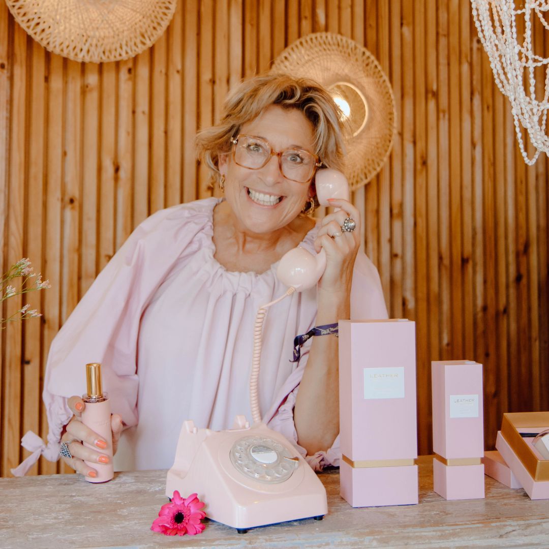 Pink leather porcelain peony diffuser