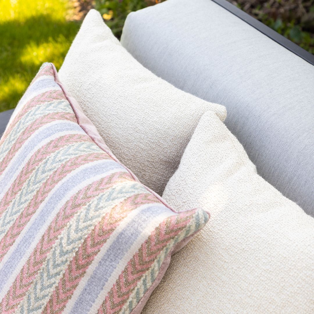 Set of Decorative Cushions: The glamourous match