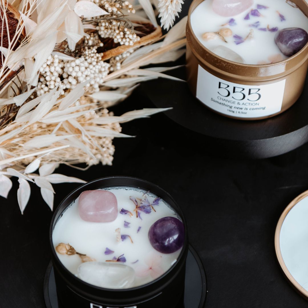 Gold manifest candle 555