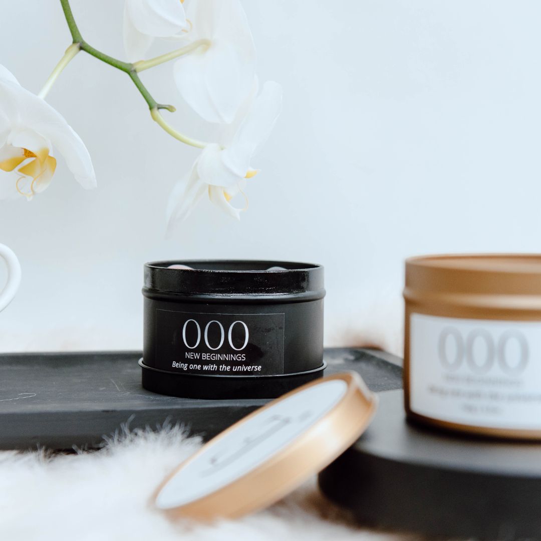 Black manifest candle 000