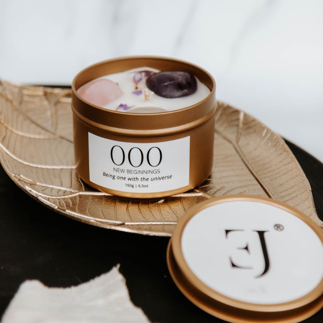 Gold manifest candle 000