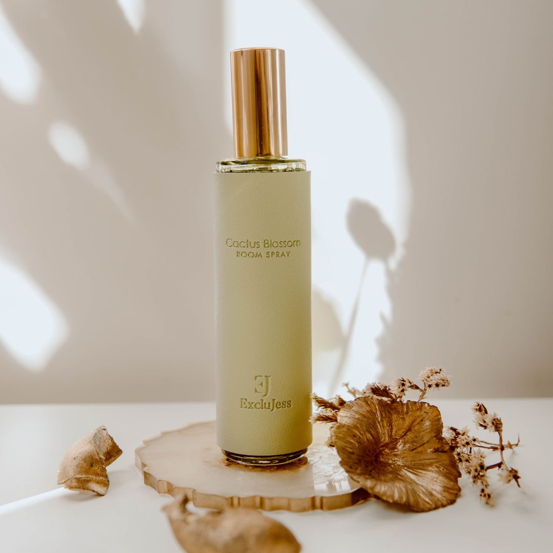Cactus and blossom green leather feel room spray