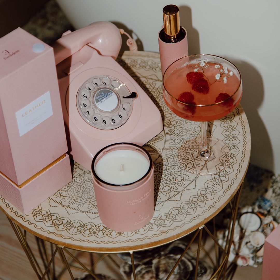 Pink leather porcelain peony candle