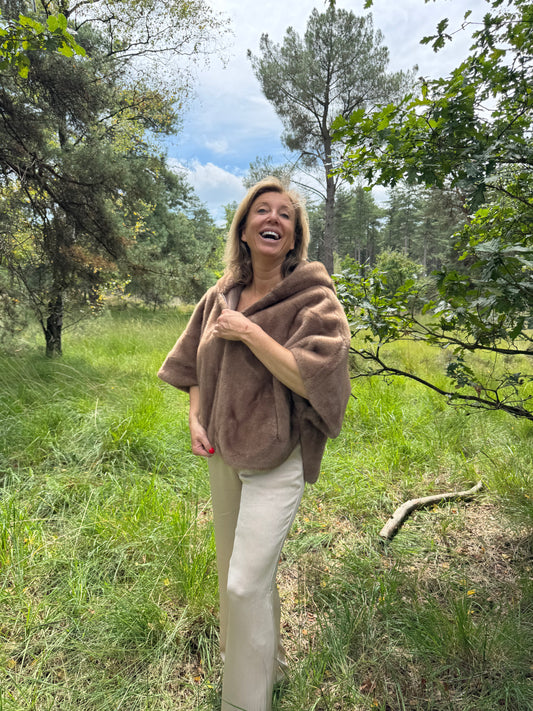 Faux Fur Jacket Camel met kap
