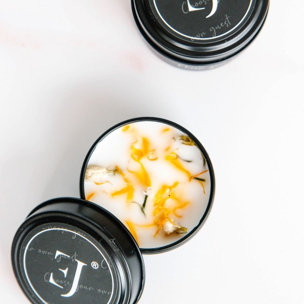 Quote candle in tin – Choose your own guest (small size)