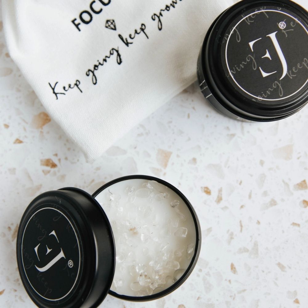 Quote candle in tin – Keep going keep growing (small size)
