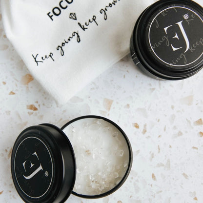 Quote candle in tin – Keep going keep growing (small size)