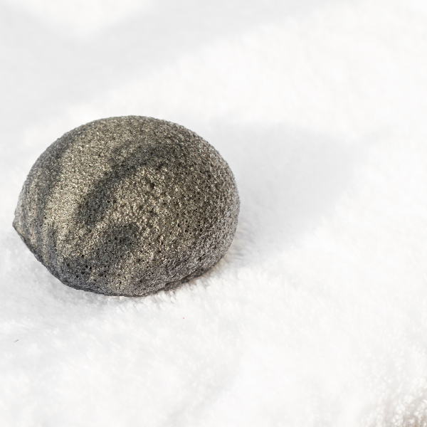 Black Bamboo Charcoal Konjac Sponge
