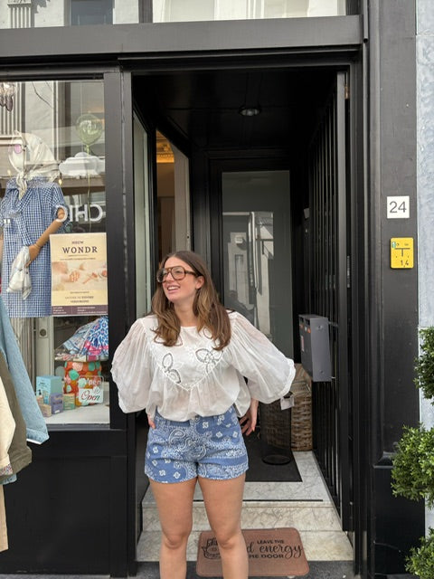 Maya – Short met bandanaprint dames