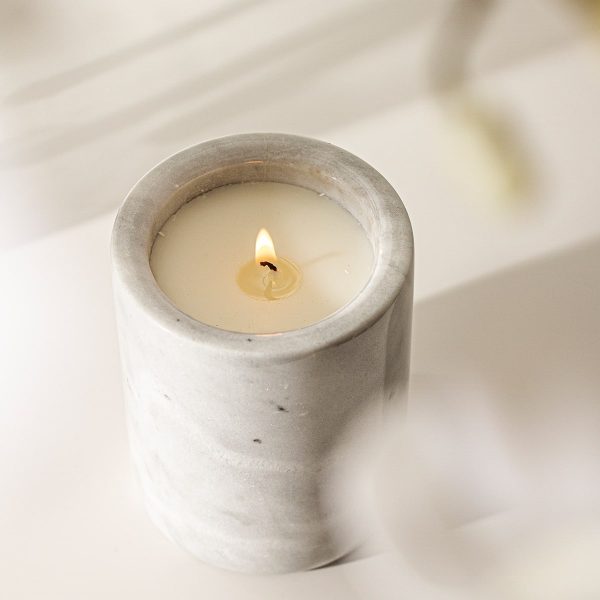 Gift set – White marble candle with maintenance set
